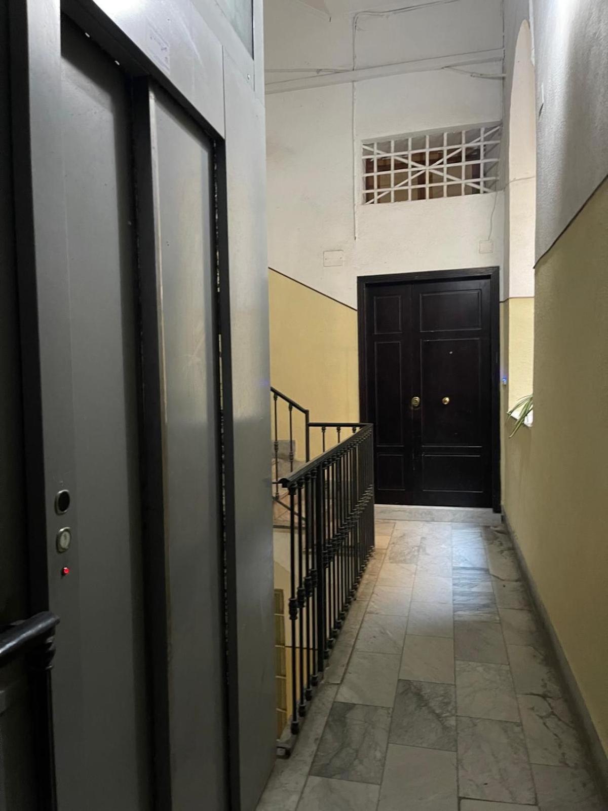 Che Casa Apartment Napoli Bagian luar foto