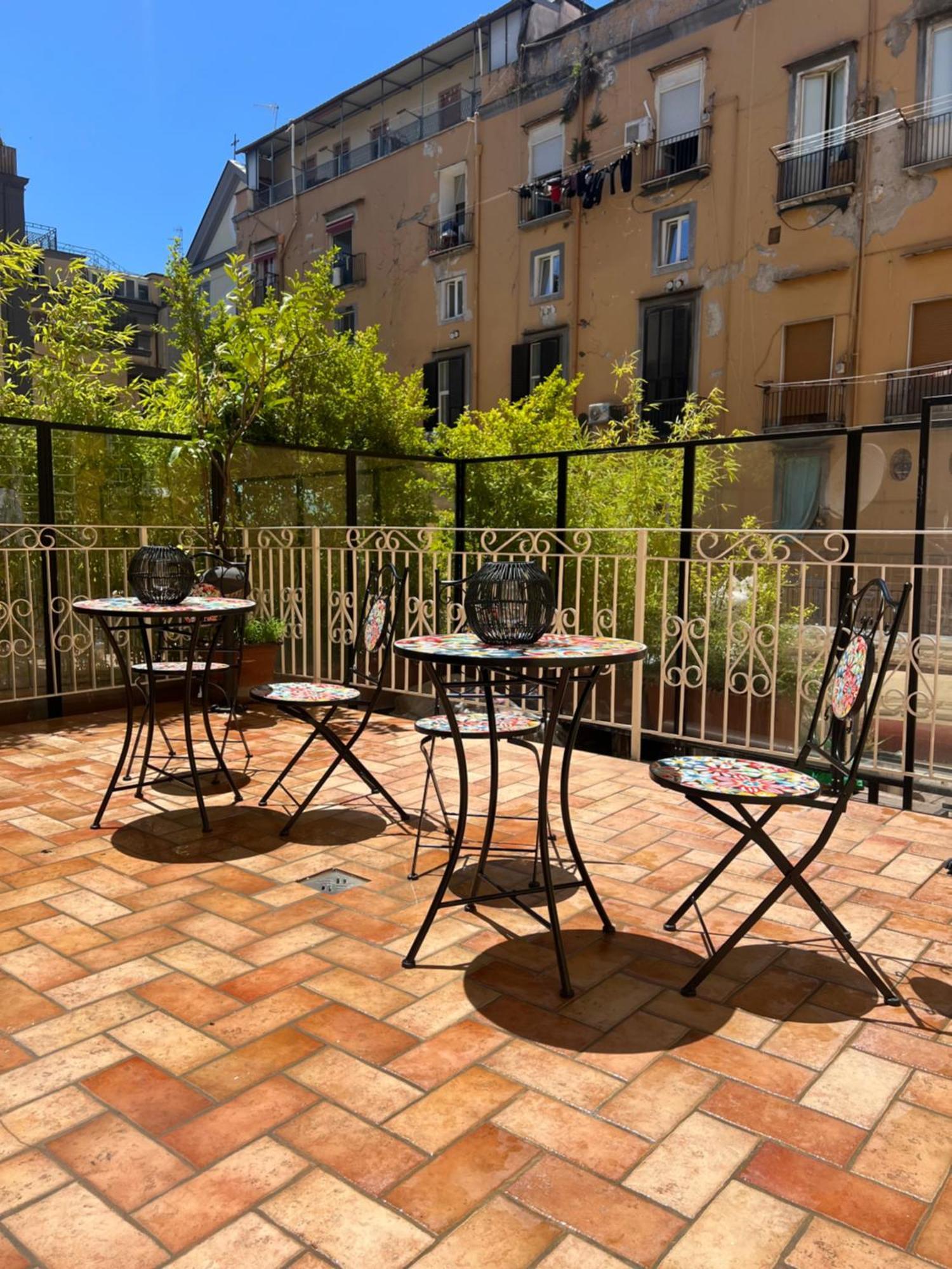 Che Casa Apartment Napoli Bagian luar foto